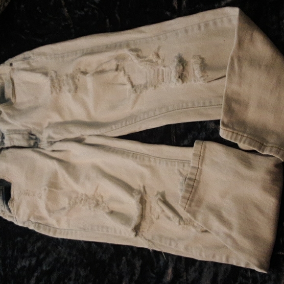 VIP JEANS - Picture 2 of 3